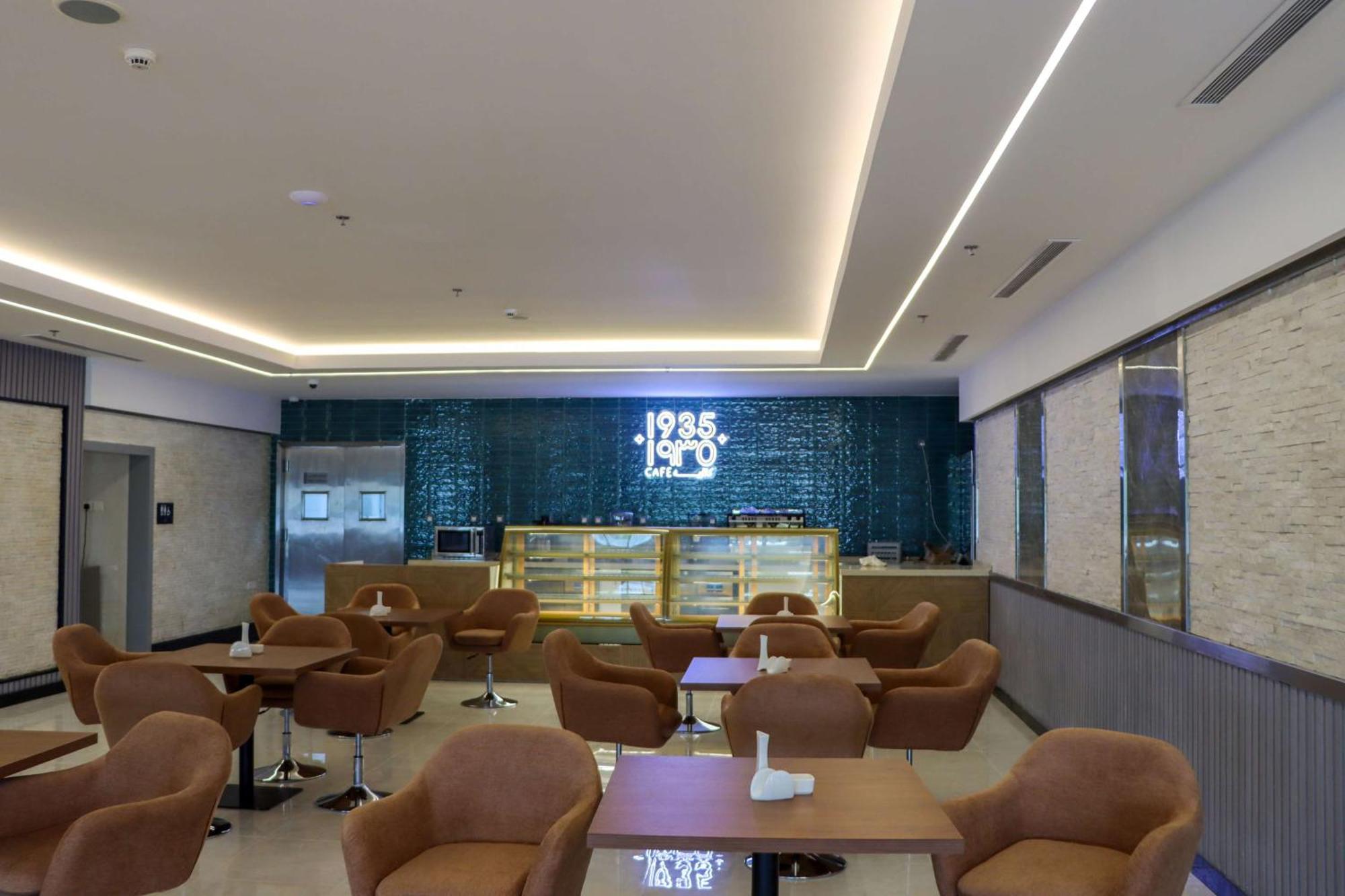 Best Western Plus Jeddah Hotel Madinah Road Exterior foto