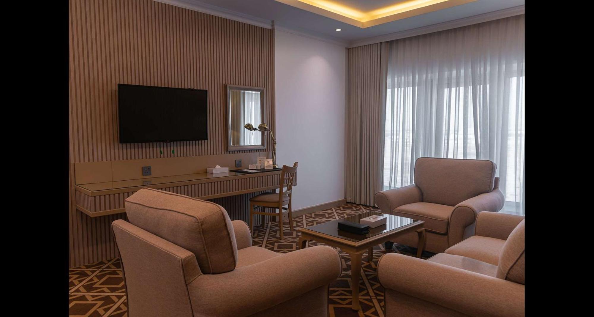 Best Western Plus Jeddah Hotel Madinah Road Exterior foto
